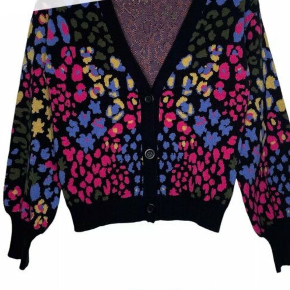Willow & Wind Colorful Animal Print and Floral Patterned Buttoned Cardigan